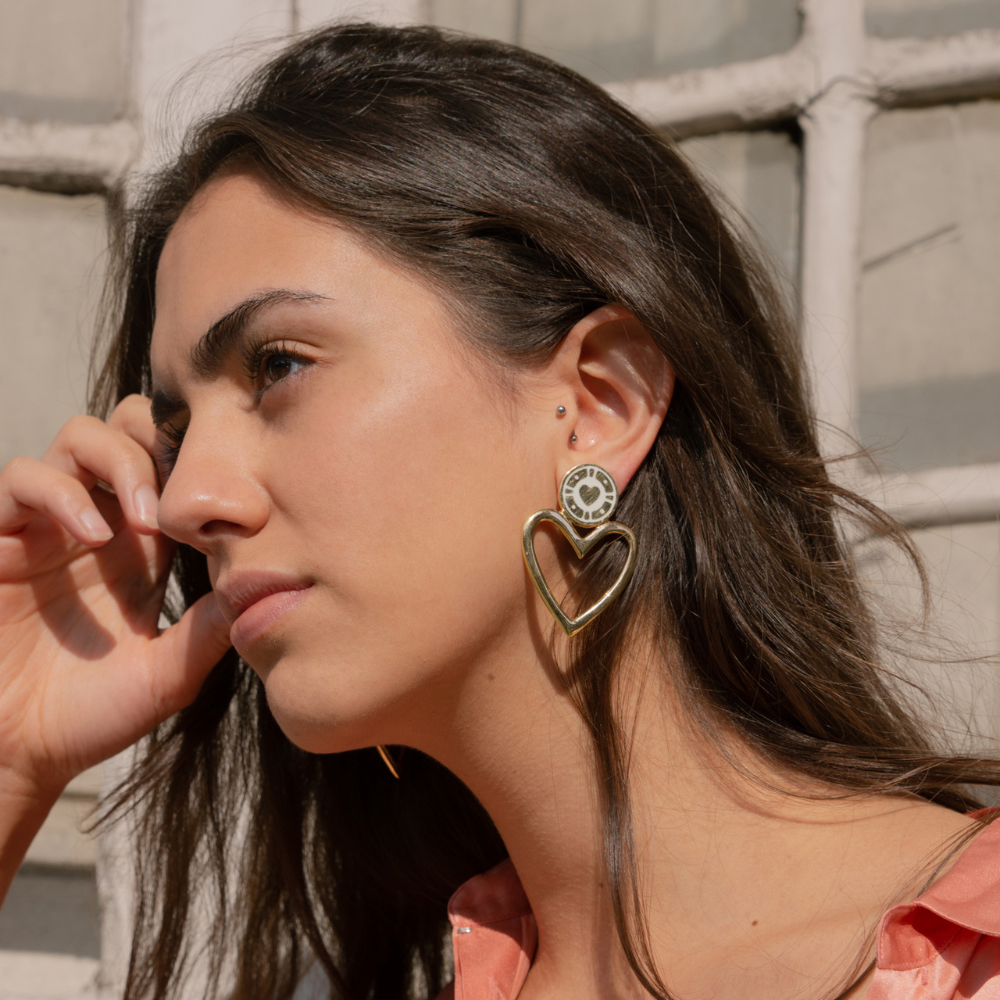 Jackpot Earrings white