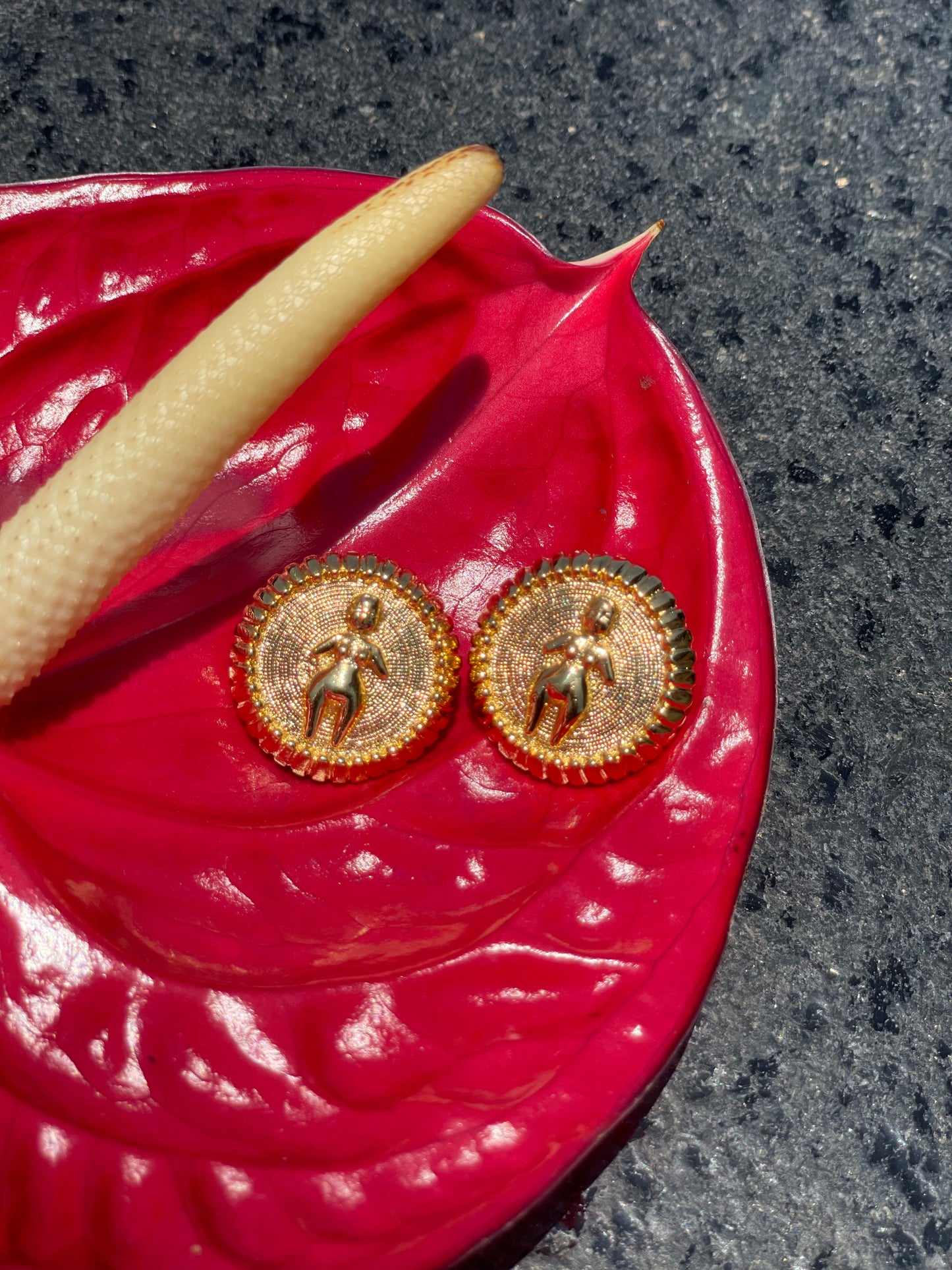 Venus coin Studs