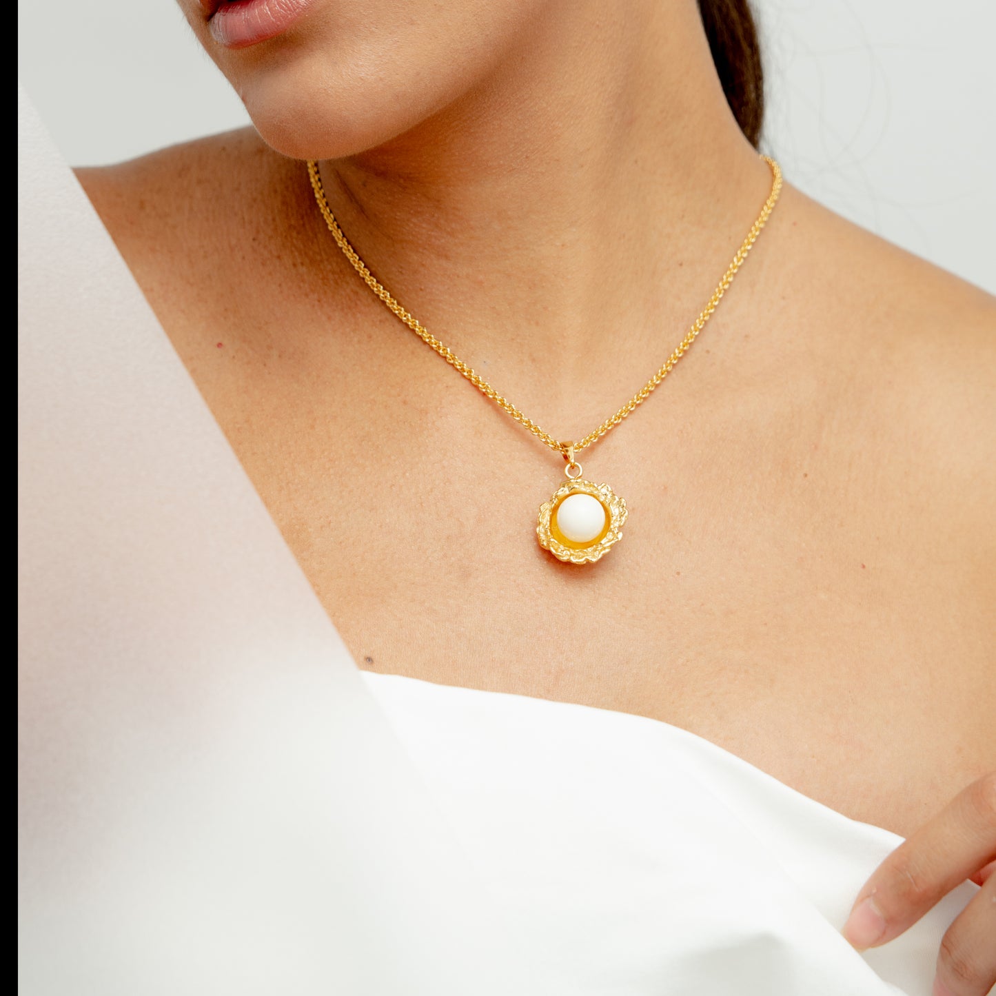 Tosca Pearl Pendant Summer