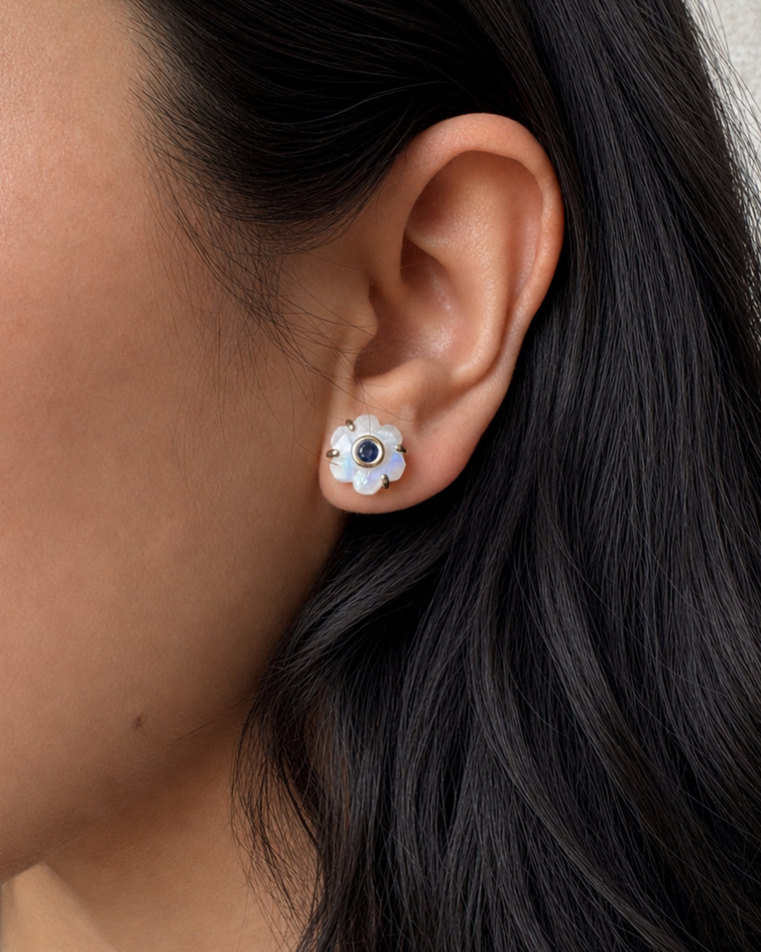 BLOOM STUDS 14K
