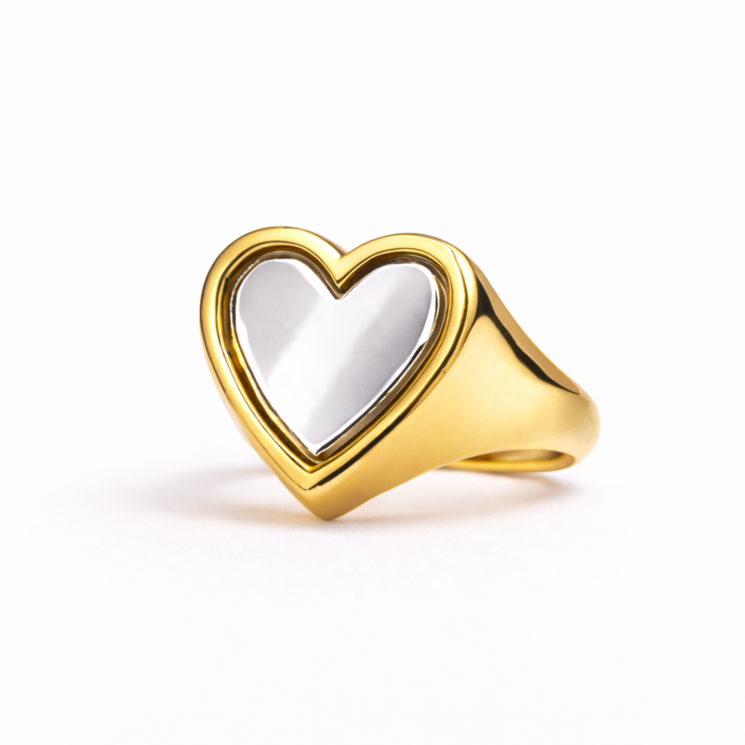 Maxi Heart Signature Ring GW