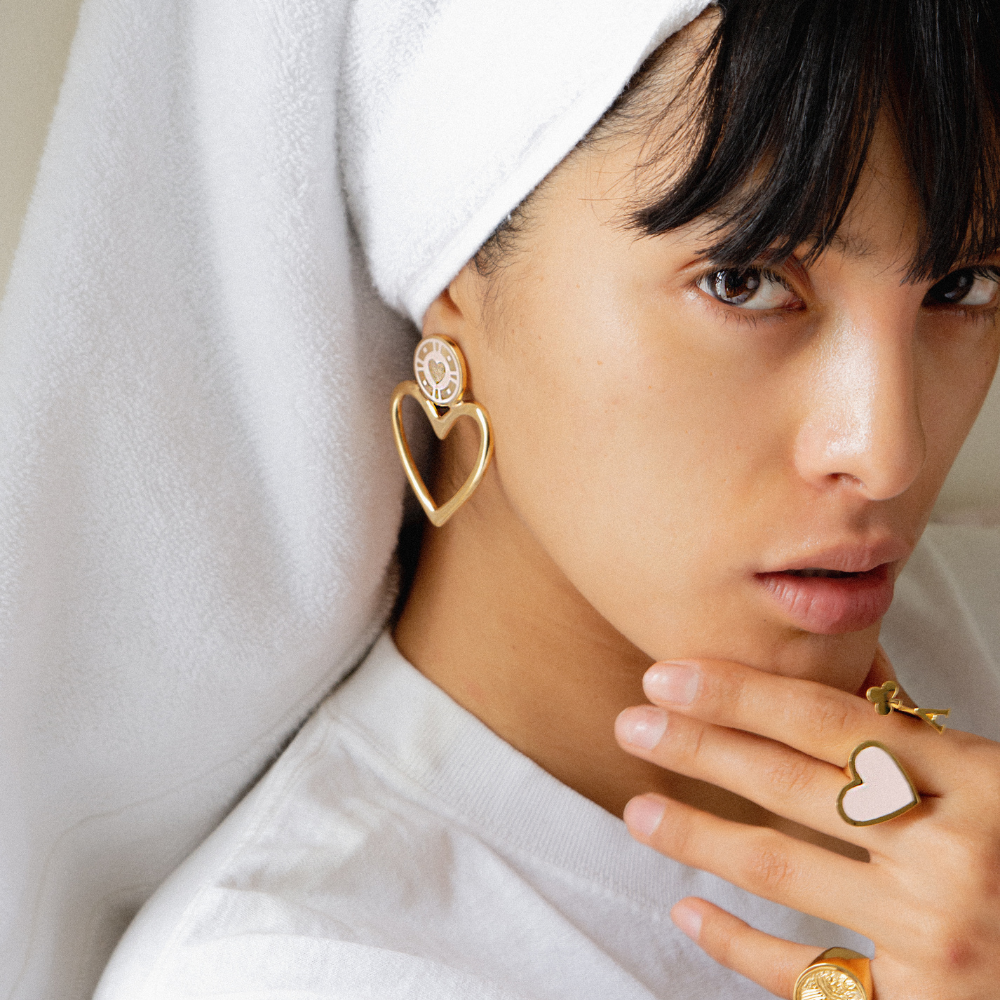 Jackpot Earrings white